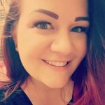 Profile Picture of Karlie Robbins (@the_swearing_stylist) on Instagram