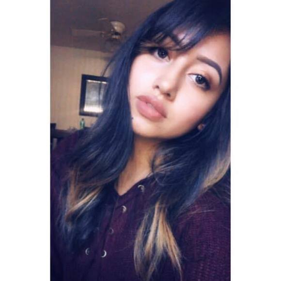 Profile Picture of Oded Rosales (@rosoded) on Poshmark