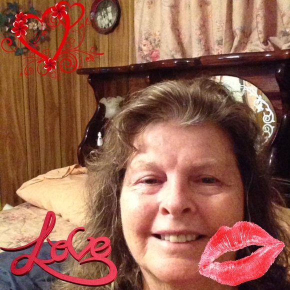 Profile Picture of Betty Scheider (@flbms) on Poshmark