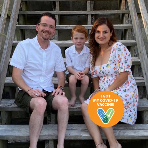 Rocio Fernandez kelly - Poshmark Profile Picture of Rocio Fernandez kelly (@rociokelly) on Poshmark