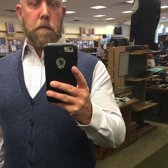 Profile Picture of Shawn Fairleigh (@shawn6123) on Poshmark