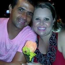 Profile Picture of Laurie Carl (@cd69df94305e433) on Twitter