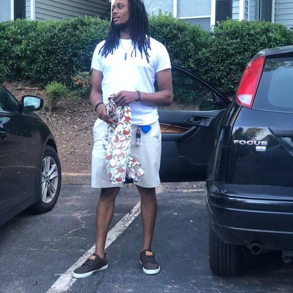 Profile Picture of Julius Edwards (@jewthegemini) on Poshmark