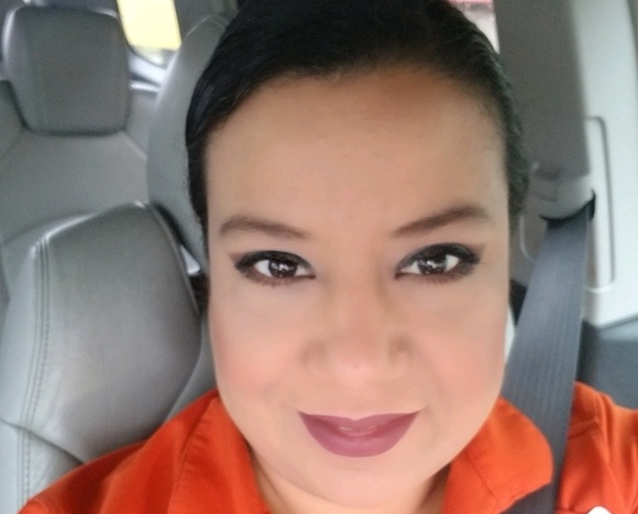 Profile Picture of Dee Ramos (@ddbella2011) on Poshmark