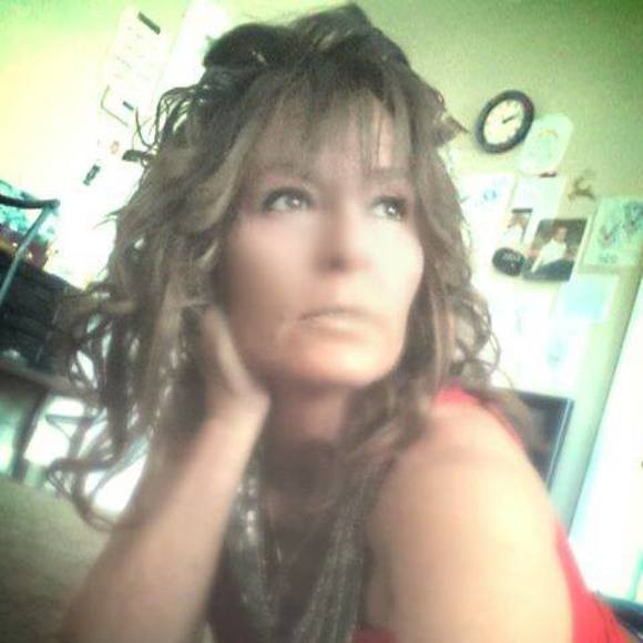 Profile Picture of Shauna Larson (@slj1) on Poshmark