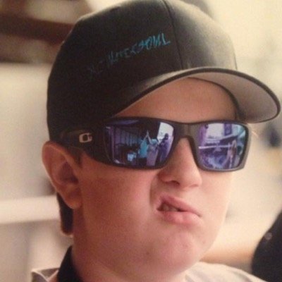 Profile Picture of Richard McGuire (@McGuire6900) on Twitter