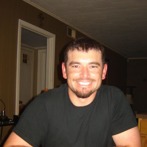 Profile Picture of Shawn Thibodeaux (@t_n_tservices) on Poshmark