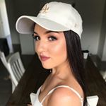 Profile Picture of ALICE McCAFFREY 🌹 CAIRNS, AUS (@alicemakeupartist) on Instagram