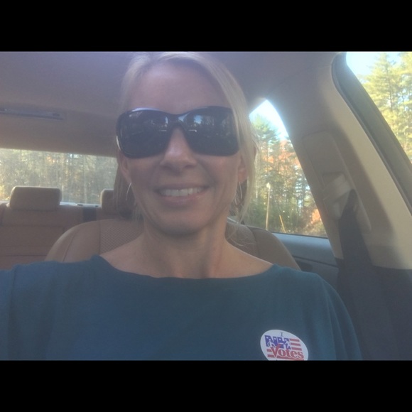 Amy Klagges - Poshmark Profile Picture of Amy Klagges (@amyklagges) on Poshmark