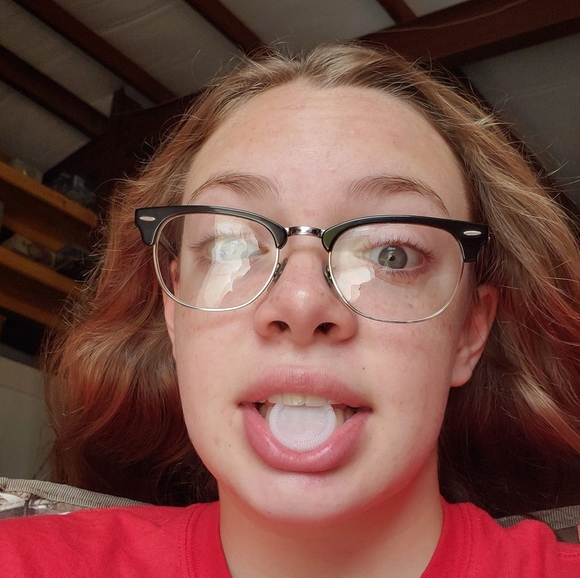 Profile Picture of Alexis Hofbauer (@alexishofbauer) on Poshmark