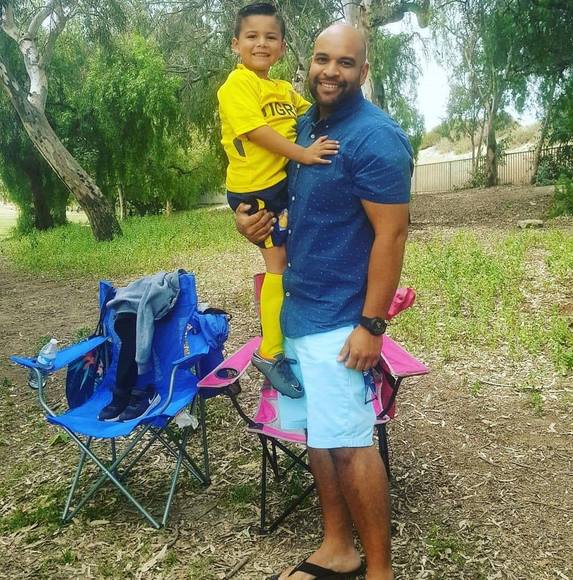 Profile Picture of Cesar Osuna (@cesar_osuna) on Poshmark