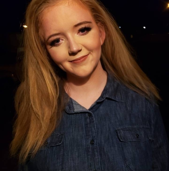 Profile Picture of Katherine Schuetz (@kls062213) on Poshmark