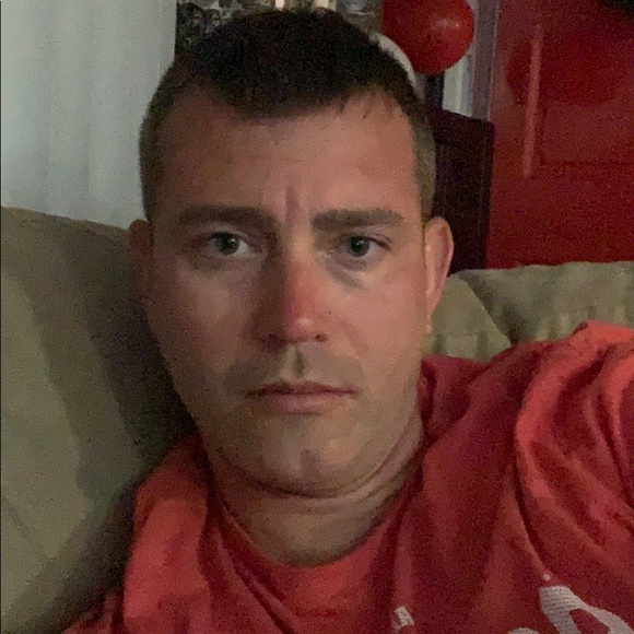 Profile Picture of Matthew Remington (@mattyremy47) on Poshmark