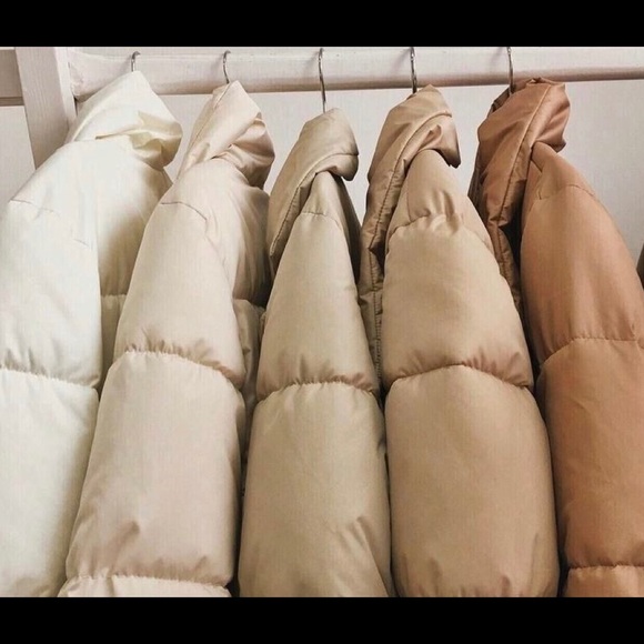 Profile Picture of Léa St-pierre (@leastp08) on Poshmark