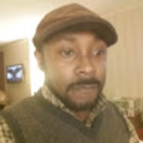Profile Picture of Antonio Watson (@tonywatson147) on Poshmark