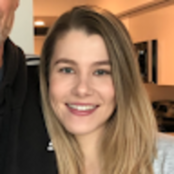 Profile Picture of Alex Fryling (@alexf189) on Poshmark