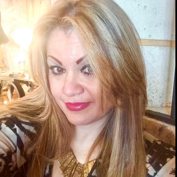 Miladys Rodriguez - Poshmark Profile Picture of Miladys Rodriguez (@maricusa20) on Poshmark