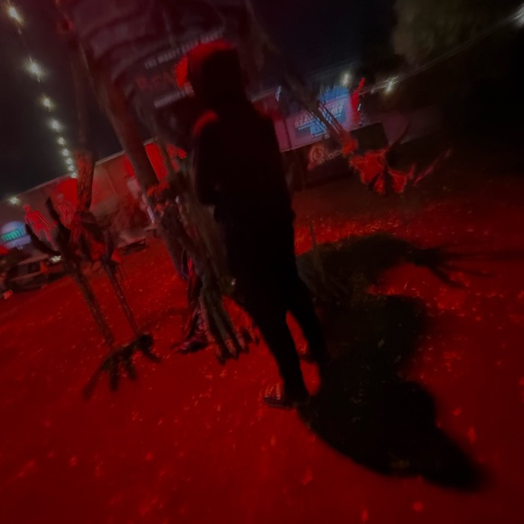 Profile Picture of Blake Boyce (@blakeyyy333) on Poshmark