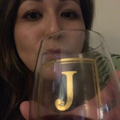 Profile Picture of Julie Hirano Kaneko (@julie_mhk) on Twitter