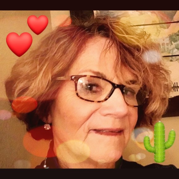 Connie Gutting - Poshmark Profile Picture of Connie Gutting (@conniegutting) on Poshmark