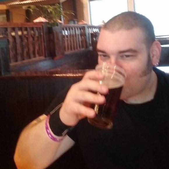 Profile Picture of Peter Aloisio (@peteraloisio) on Poshmark