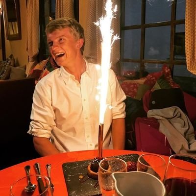Profile Picture of Tom Farrer (@Tomfarrer1) on Twitter