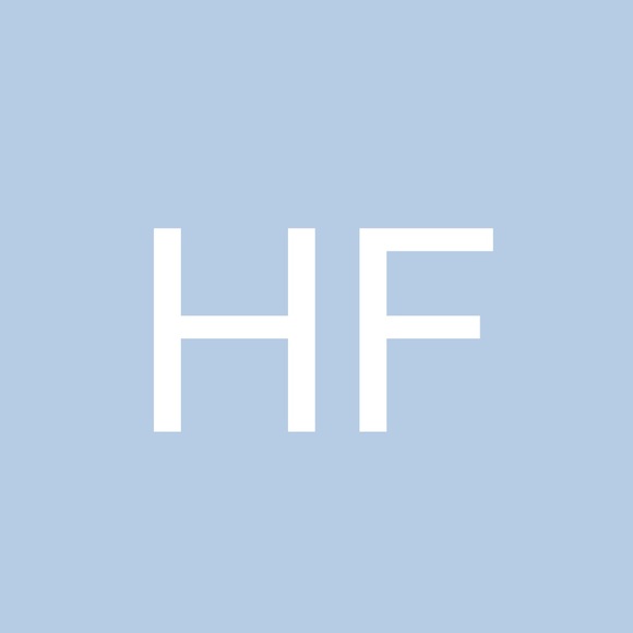 Haylee Faganello - Poshmark Profile Picture of Haylee Faganello (@hayleeeeeeeeeee) on Poshmark