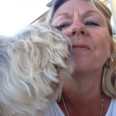 Profile Picture of Cathy Davey (@CathyDavey4) on Twitter