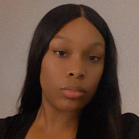 Profile Picture of Autumn Knight (@autumnthevirgo) on Poshmark
