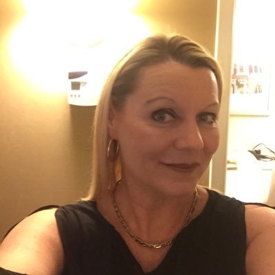 Profile Picture of YES Michele Bartley (@BartleyYes) on Twitter