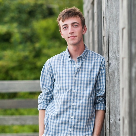Profile Picture of Brian Coppola (@briancoppola) on Poshmark