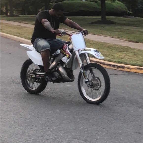 Profile Picture of Jay Styles (@jaystyles400) on Poshmark