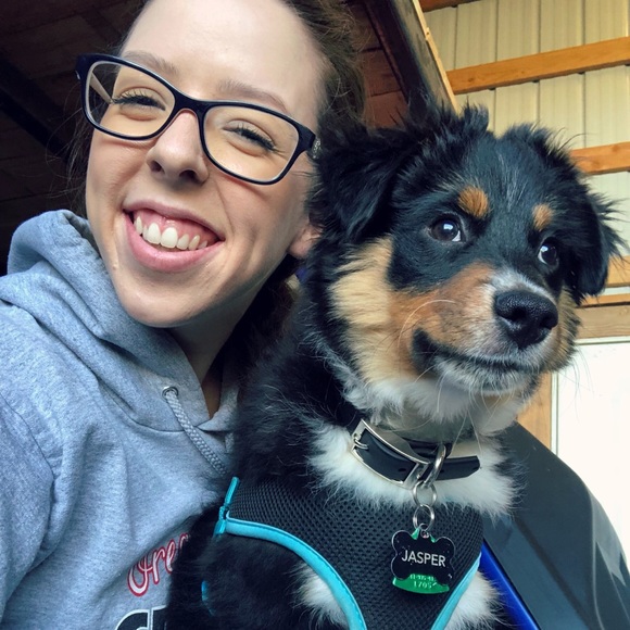 Gabriella Geddis - Poshmark Profile Picture of Gabriella Geddis (@gabi_lynne) on Poshmark