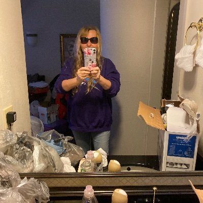 Profile Picture of Kim Peak (@leanne_1963) on Twitter