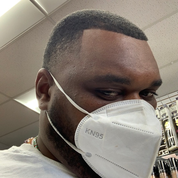 Profile Picture of Jonathan Best jr (@mo3capp400) on Poshmark