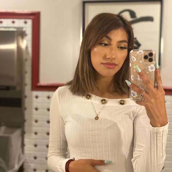 Profile Picture of Myra Ramirez (@myraita) on Poshmark