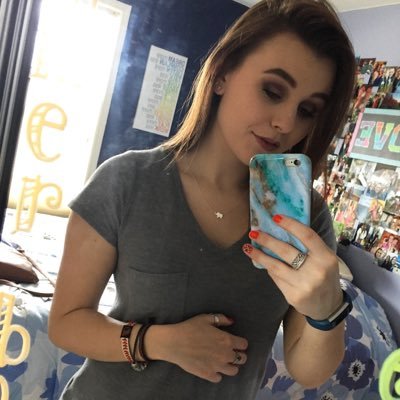 Profile Picture of Olivia Higgins (@LivinLiv) on Twitter