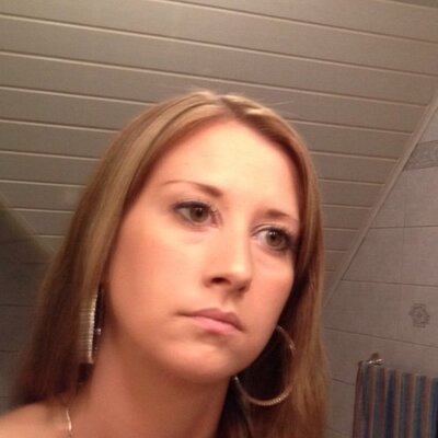 Profile Picture of Daniela Hofer (@hofer1982) on Twitter