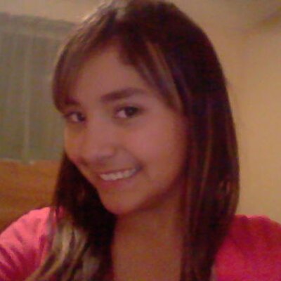 Profile Picture of Cynthia Banuelos (@FishyyCrackerzz) on Twitter