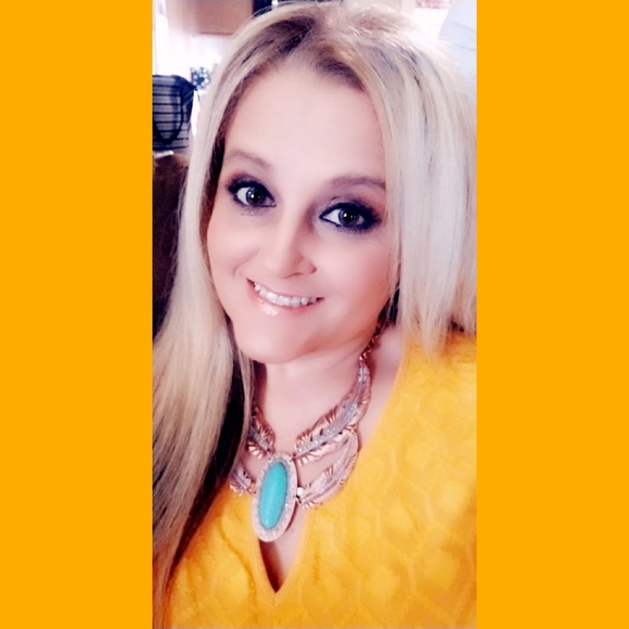 Profile Picture of Sherry Trull (@sherrytrull) on Poshmark