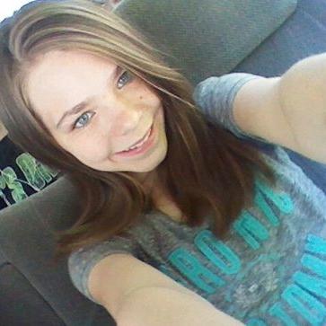 Profile Picture of Shelly Hubbard (@shellyhubbard54) on Twitter