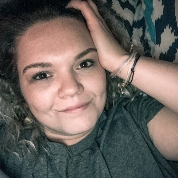 Profile Picture of Jessica Marchese (@yerpwerp) on Poshmark