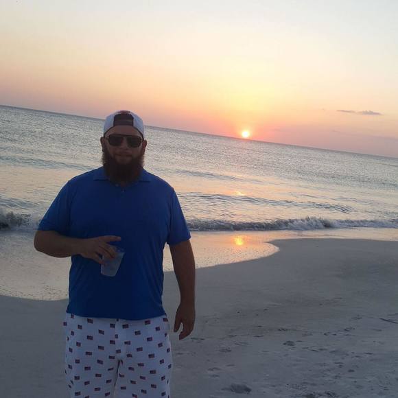 Profile Picture of Joe Galto (@joejoe941) on Poshmark