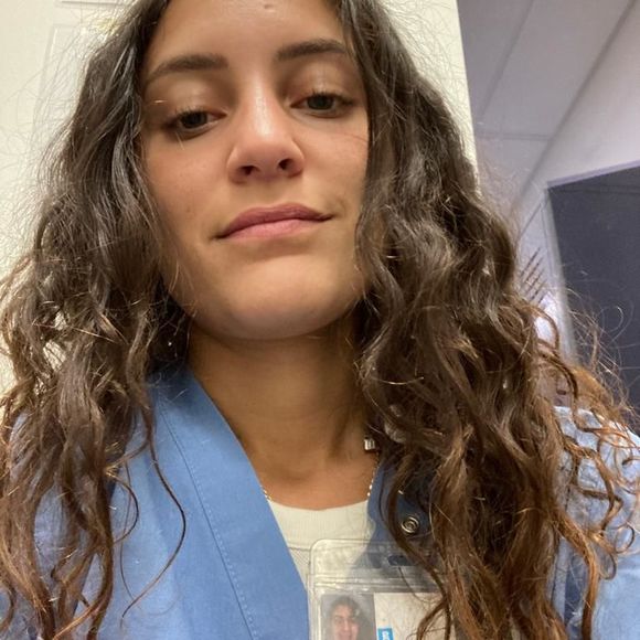 Amanda Mateo - Poshmark Profile Picture of Amanda Mateo (@apmateo) on Poshmark