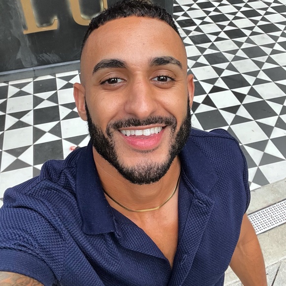 Profile Picture of Alvin Catalan (@alvinacatalan1) on Poshmark