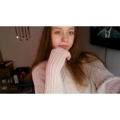 Profile Picture of Julia Messer (@Russin135) on Twitter