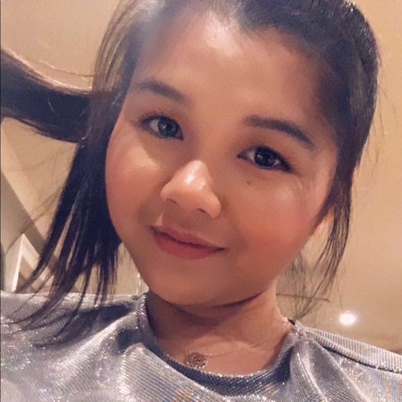Mileena Chhum - Poshmark Profile Picture of Mileena Chhum (@mileena0411) on Poshmark