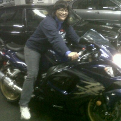 Profile Picture of Wendy Evon- Adams (@WendyannEvon) on Twitter