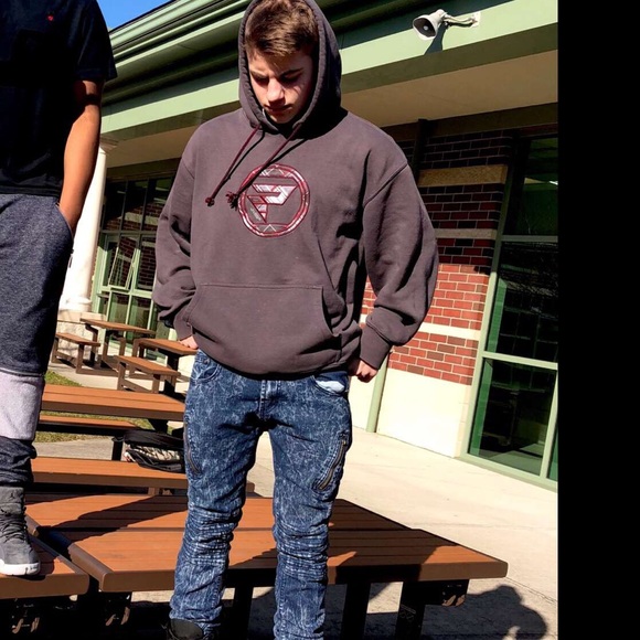 Profile Picture of Brian Miller (@bmillz17) on Poshmark