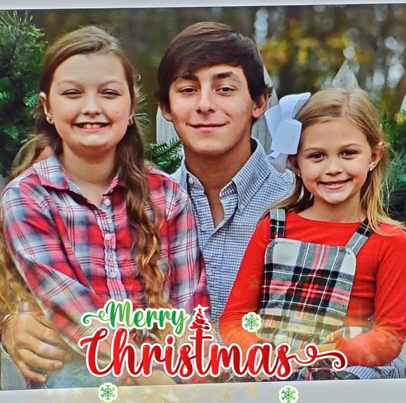 Profile Picture of Candace Dutton (@candyd32) on Poshmark